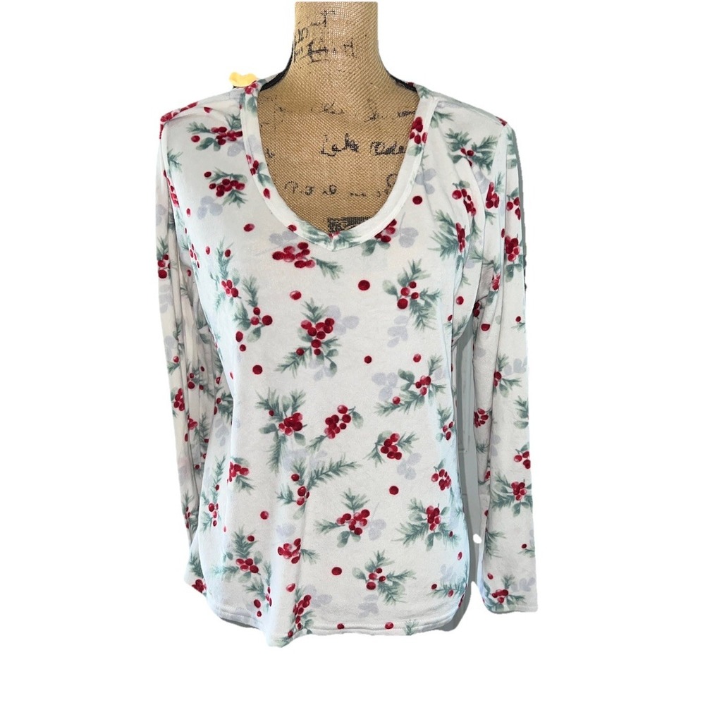 Laura Ashley  christmas pajamas Top Size Medium Soft